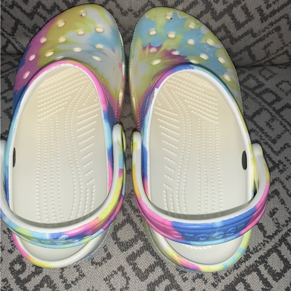 Crocs Tie Dye women’s shoes size 8 - Picture 7 of 11